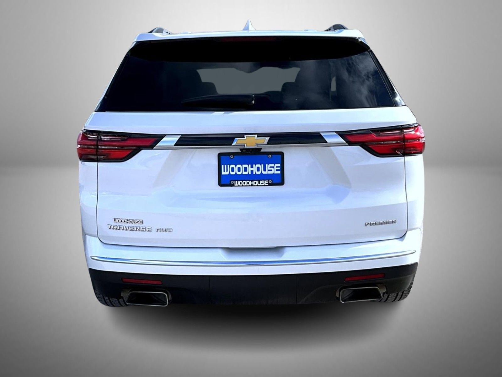 Used 2023 Chevrolet Traverse Premier AWD/4WD image 6