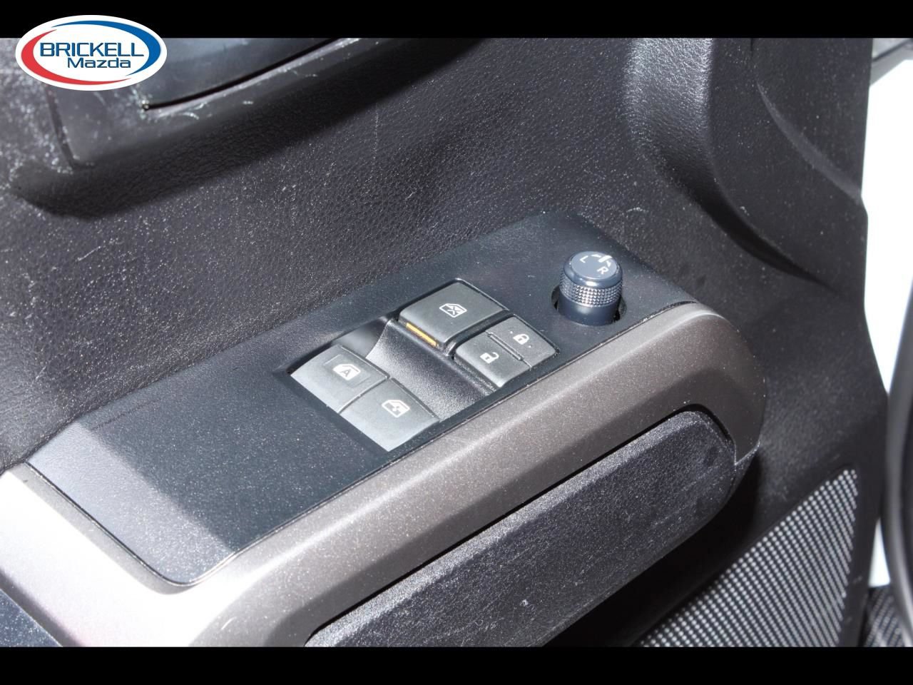 Used 2021 Toyota Tacoma SR5 RWD image 21