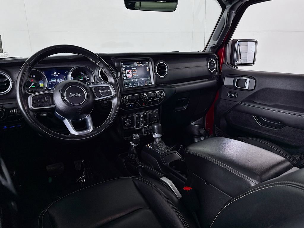 Used 2022 Jeep Wrangler Unlimited Sahara w/ Cold Weather Group image 32