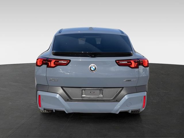Certified 2025 BMW X2 xDrive28i image 8