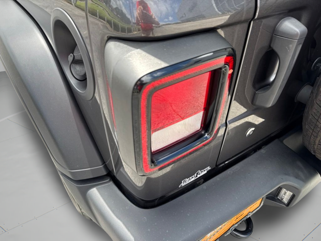 Used 2020 Jeep Wrangler Unlimited Sport AWD/4WD image 29