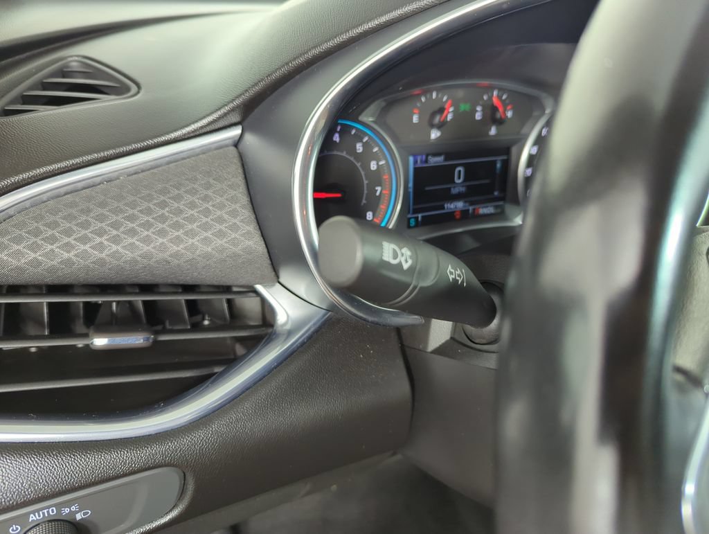 Used 2016 Chevrolet Malibu LT FWD image 20