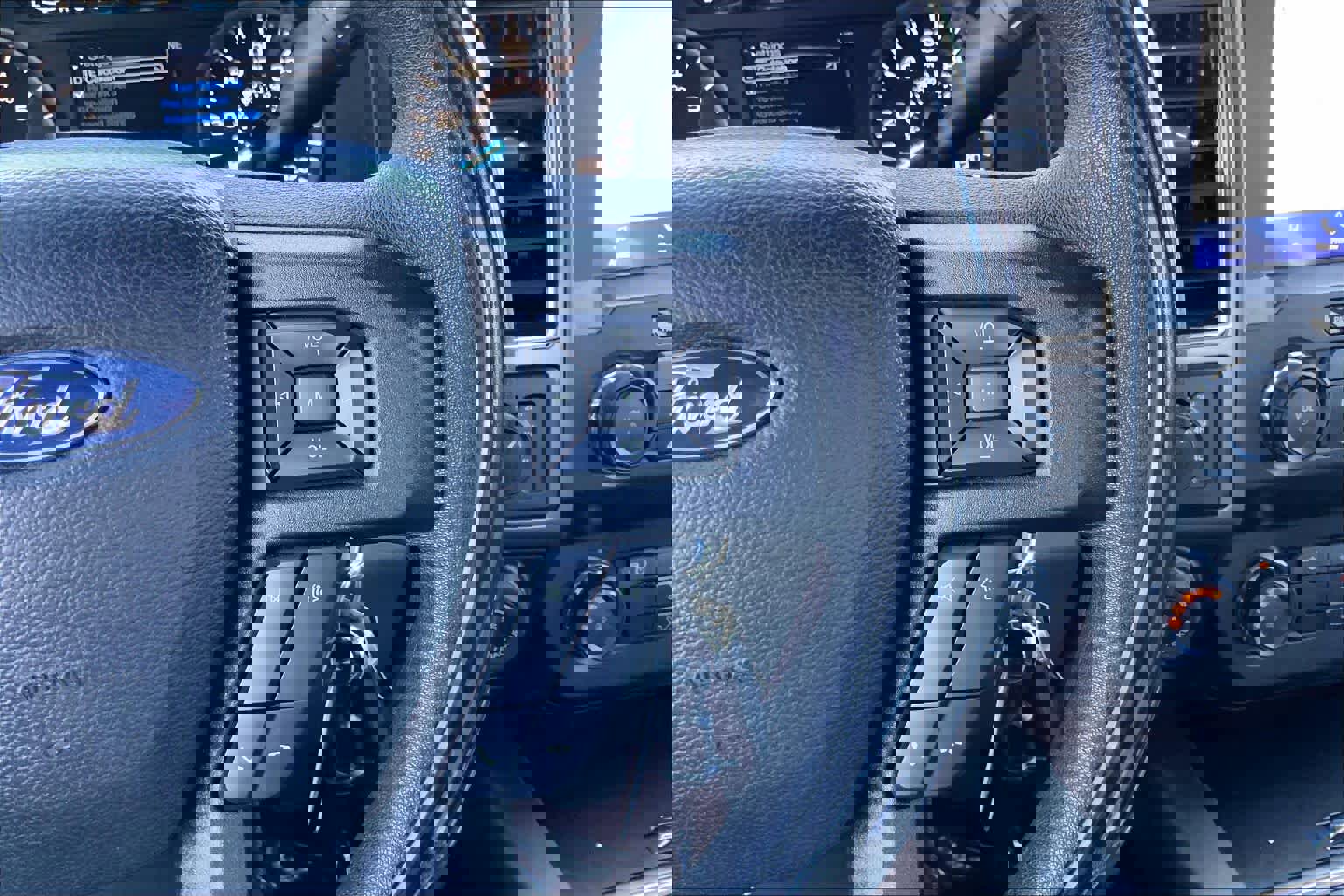 Certified 2019 Ford F150 XLT w/ Trailer Tow Package image 24