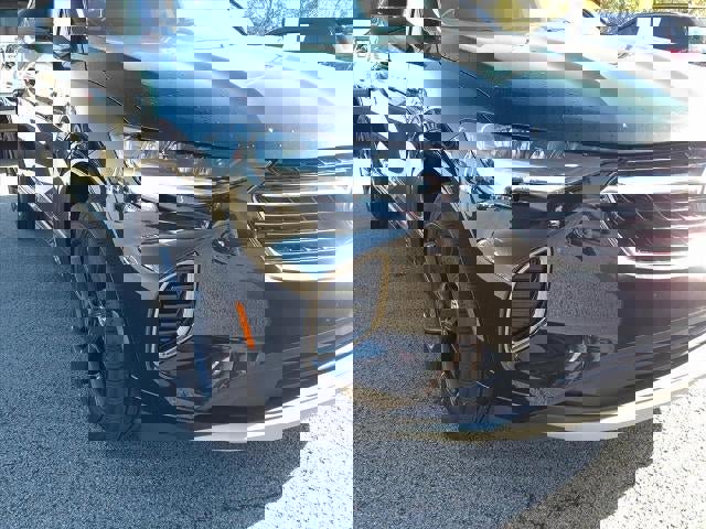 Used 2023 Buick Envision Essence w/ Sport Touring Package image 25