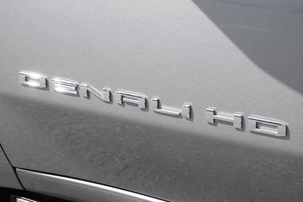 Used 2024 GMC Sierra 3500 Denali w/ Denali Reserve Package image 52