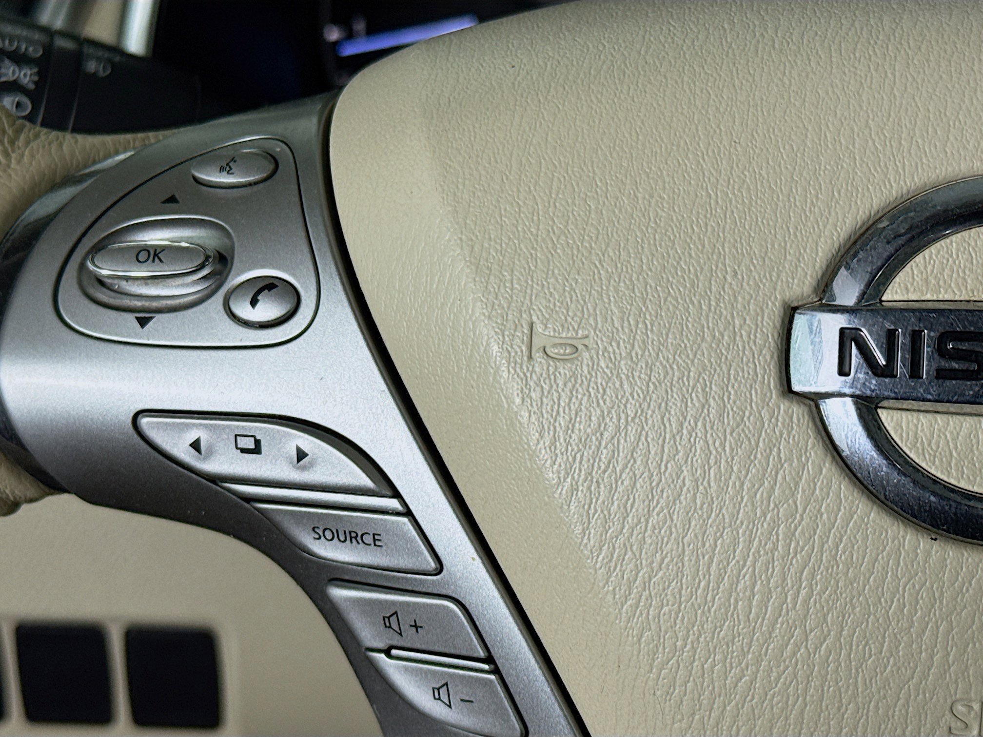 Used 2017 Nissan Murano Platinum image 13