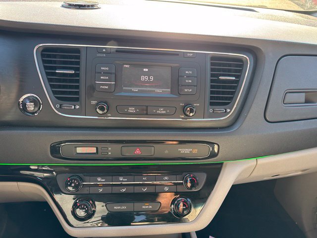 Used 2016 Kia Sedona LX w/ LX Essentials Premium Package FWD image 19