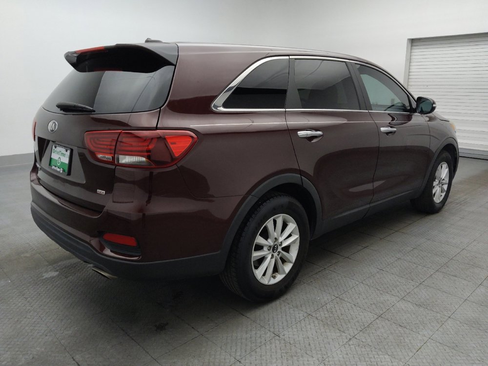 Used 2020 Kia Sorento LX image 9