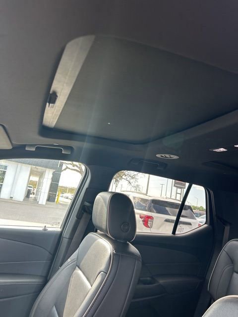 Certified 2023 Chevrolet Traverse Premier w/ Redline Edition image 5