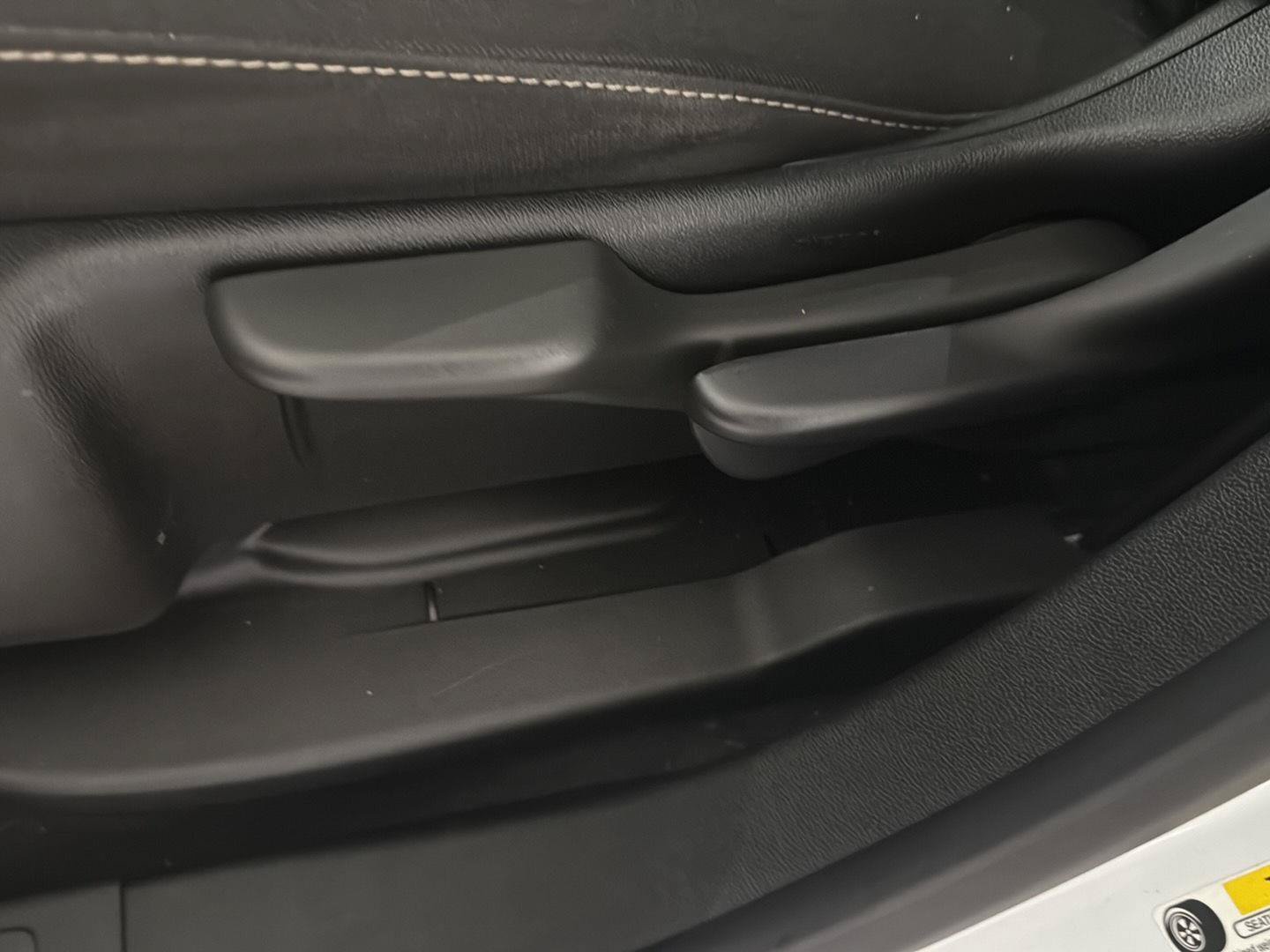 Certified 2021 GMC Acadia SLE w/ Elevation Edition FWD image 5