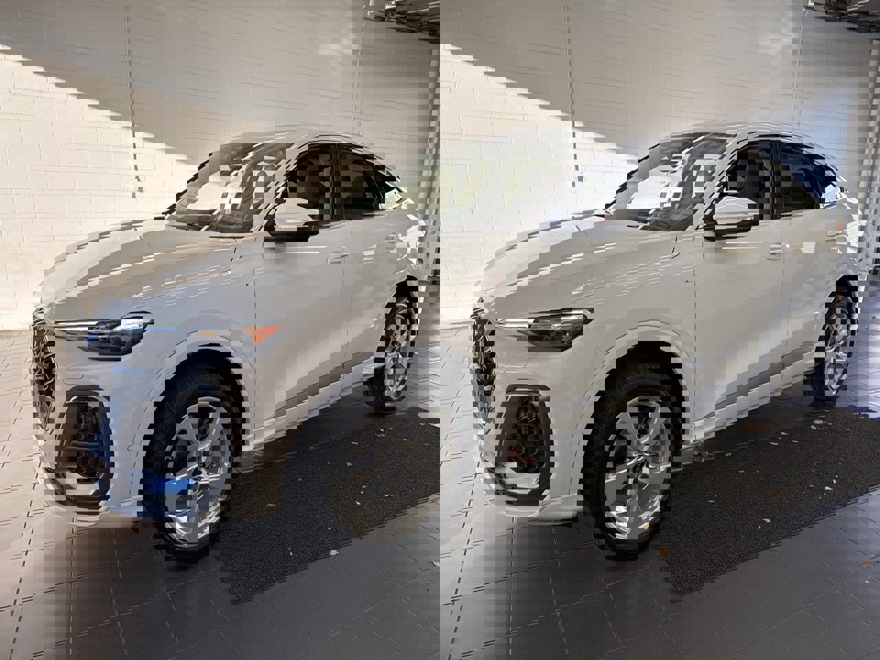 New 2025 Audi Q5 2.0T Premium Plus image 4