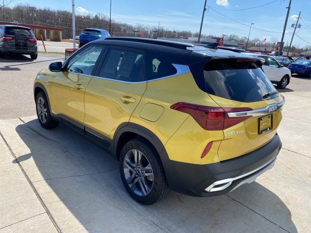 Used 2023 Kia Seltos S AWD/4WD image 6