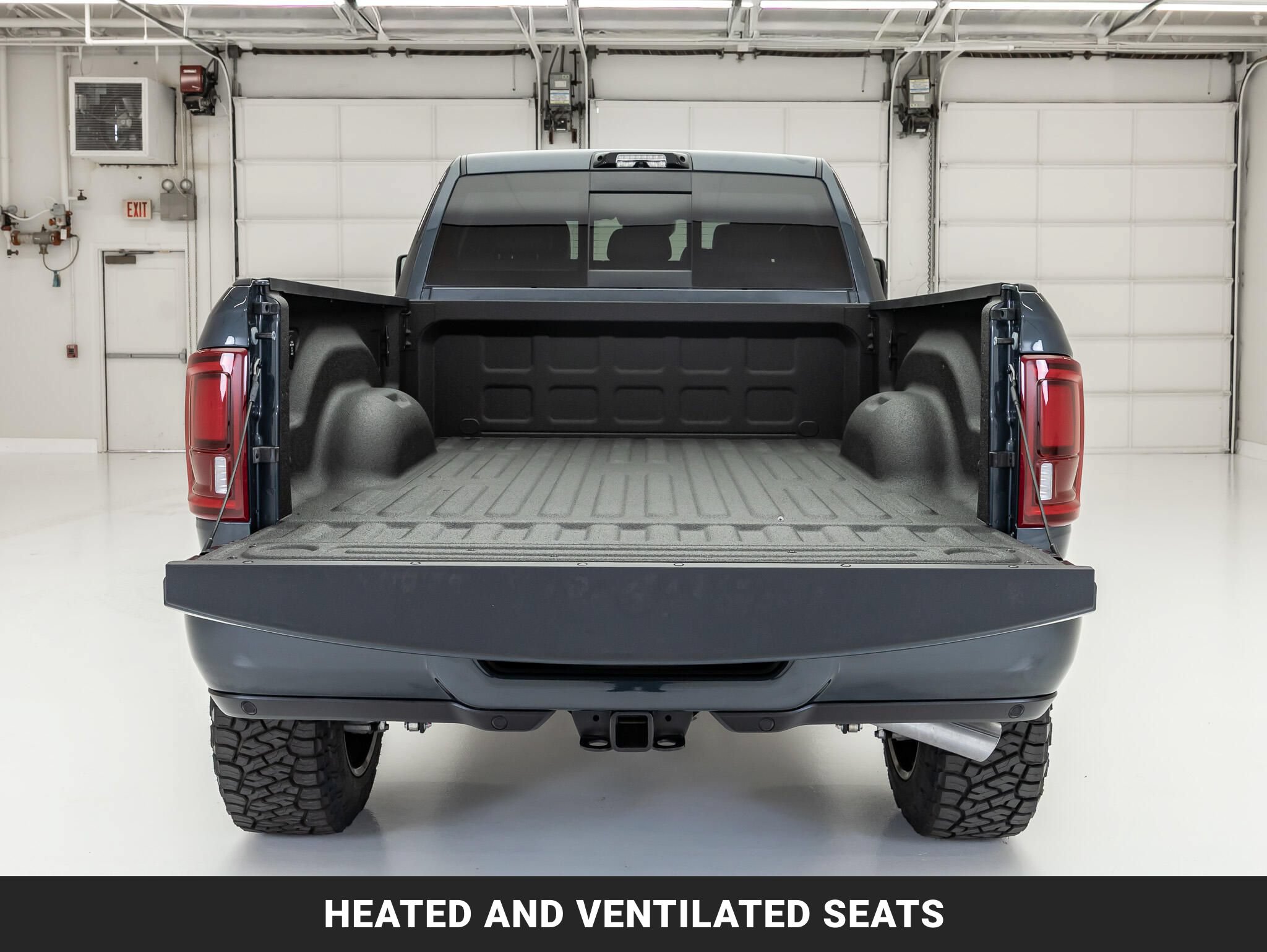 Used 2026 RAM 2500 Laramie w/ Night Edition AWD/4WD image 9
