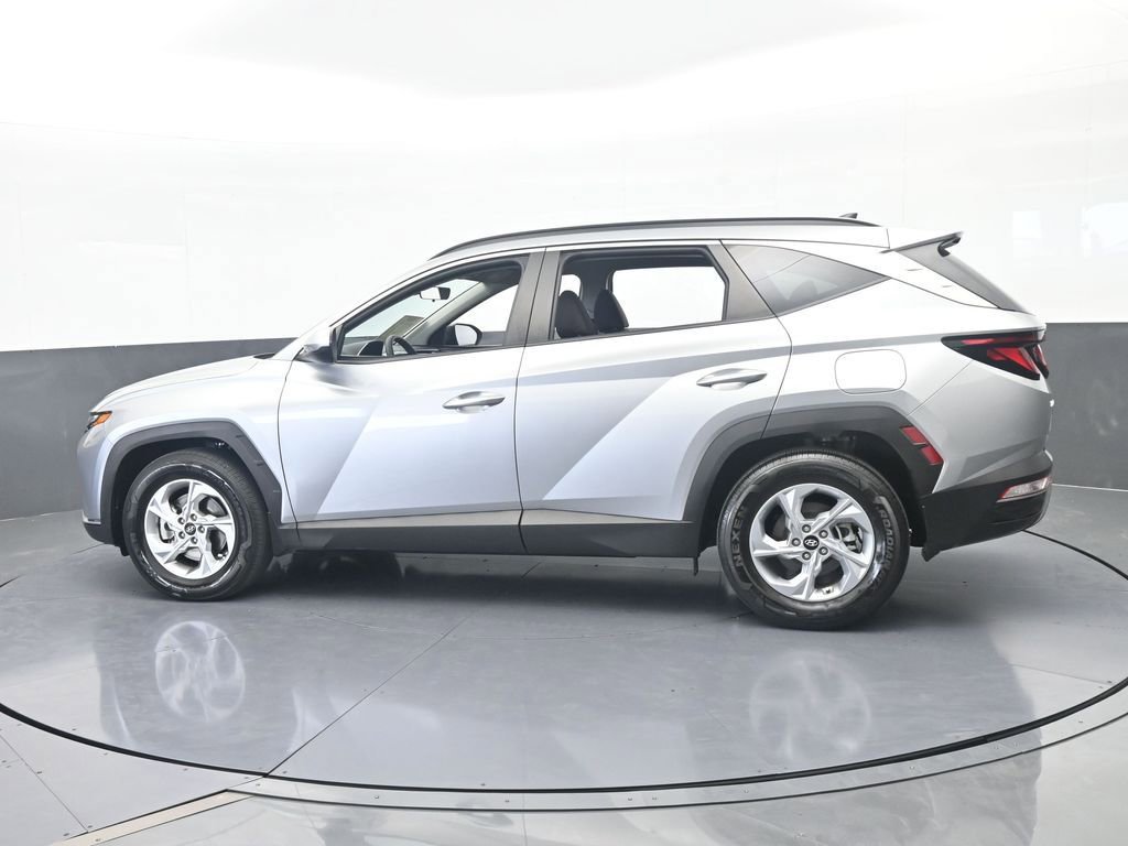 Used 2024 Hyundai Tucson SEL FWD image 3