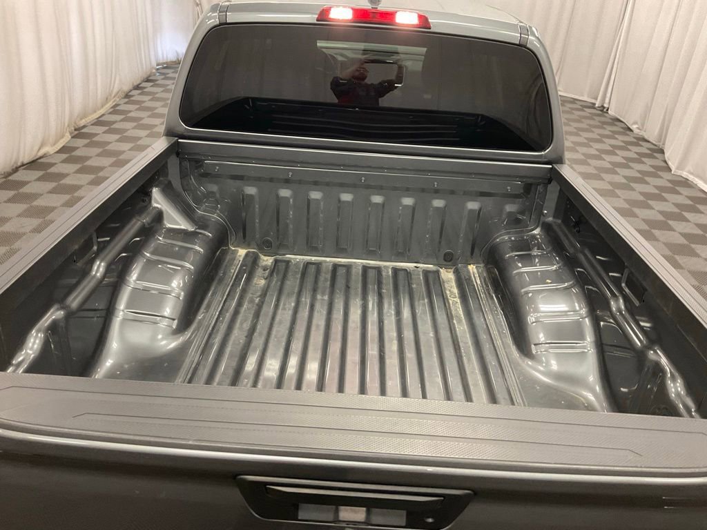 Used 2024 Nissan Frontier SV AWD/4WD image 27