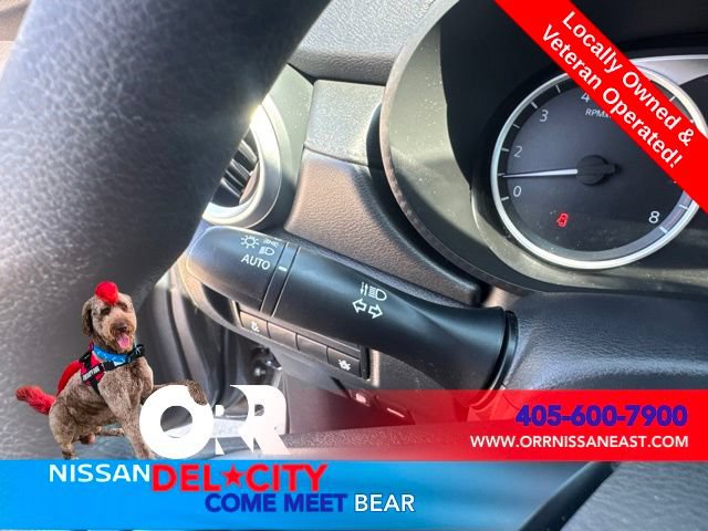 Used 2021 Nissan Versa S FWD image 21