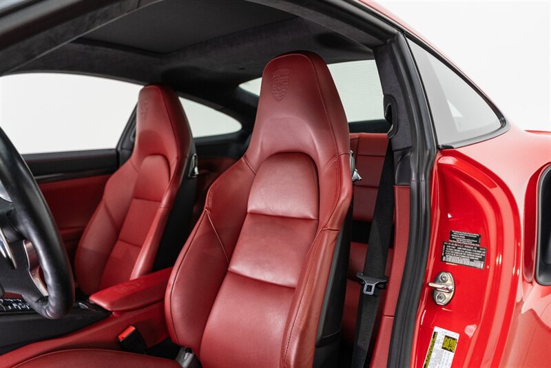 Used 2014 Porsche 911 Turbo S AWD/4WD image 36