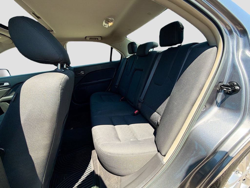 Used 2012 Ford Fusion SE FWD image 24