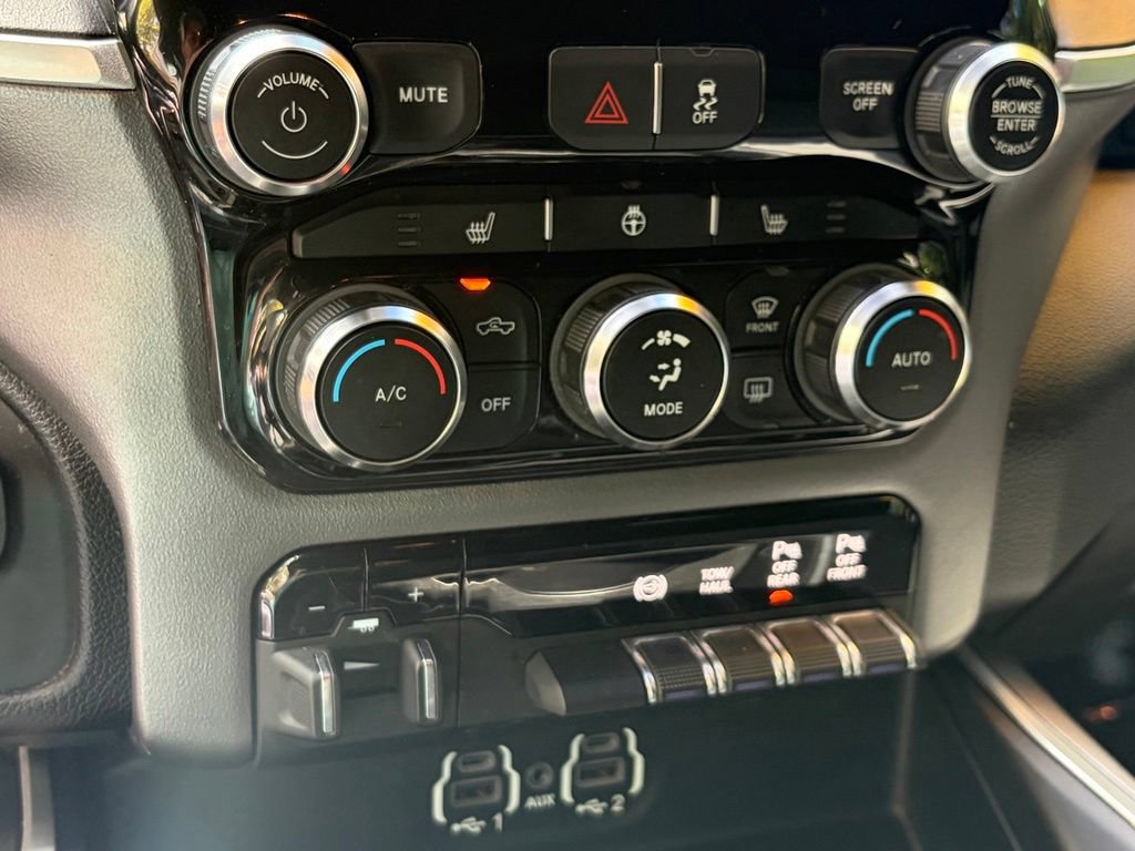 Used 2021 RAM 2500 Big Horn w/ Level B Equipment Group AWD/4WD image 16