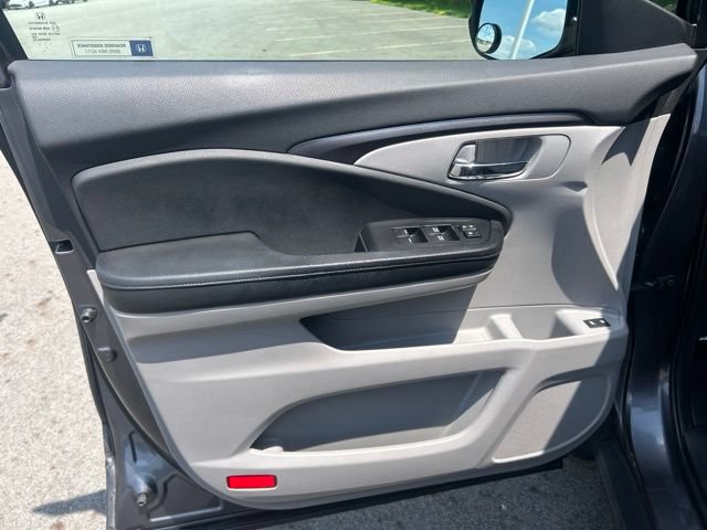 Used 2017 Honda Pilot EX-L image 16