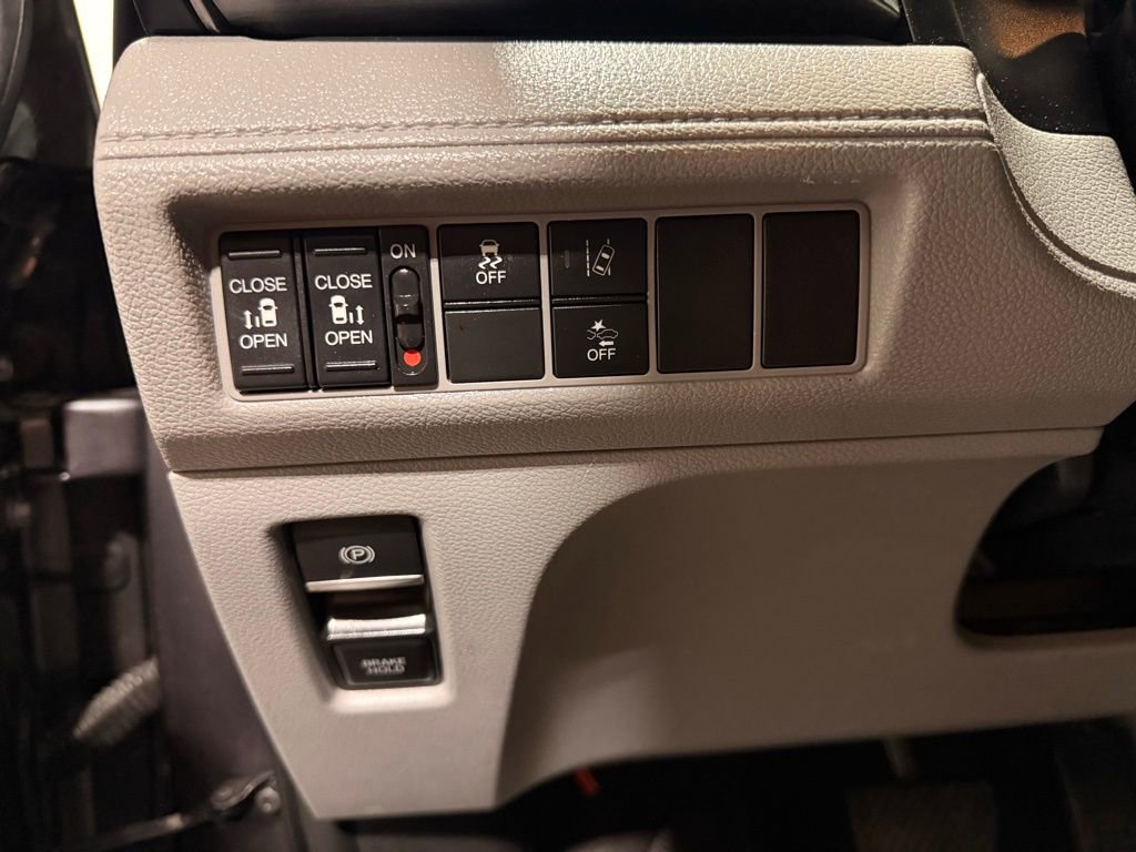 Used 2019 Honda Odyssey EX image 14