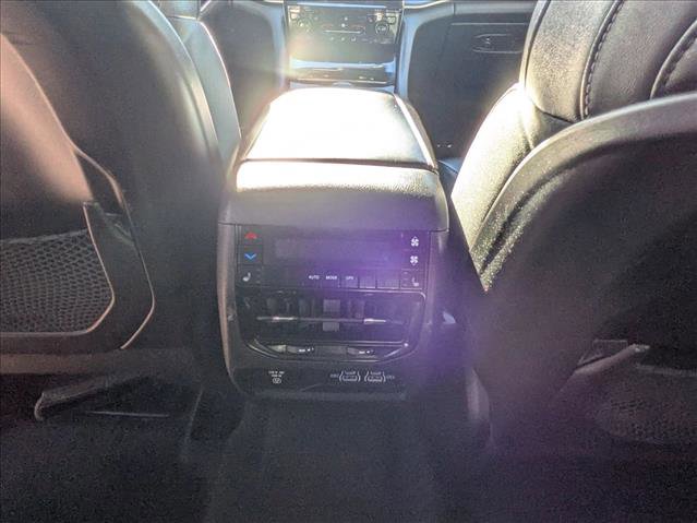 Used 2022 Jeep Grand Cherokee L Limited image 14