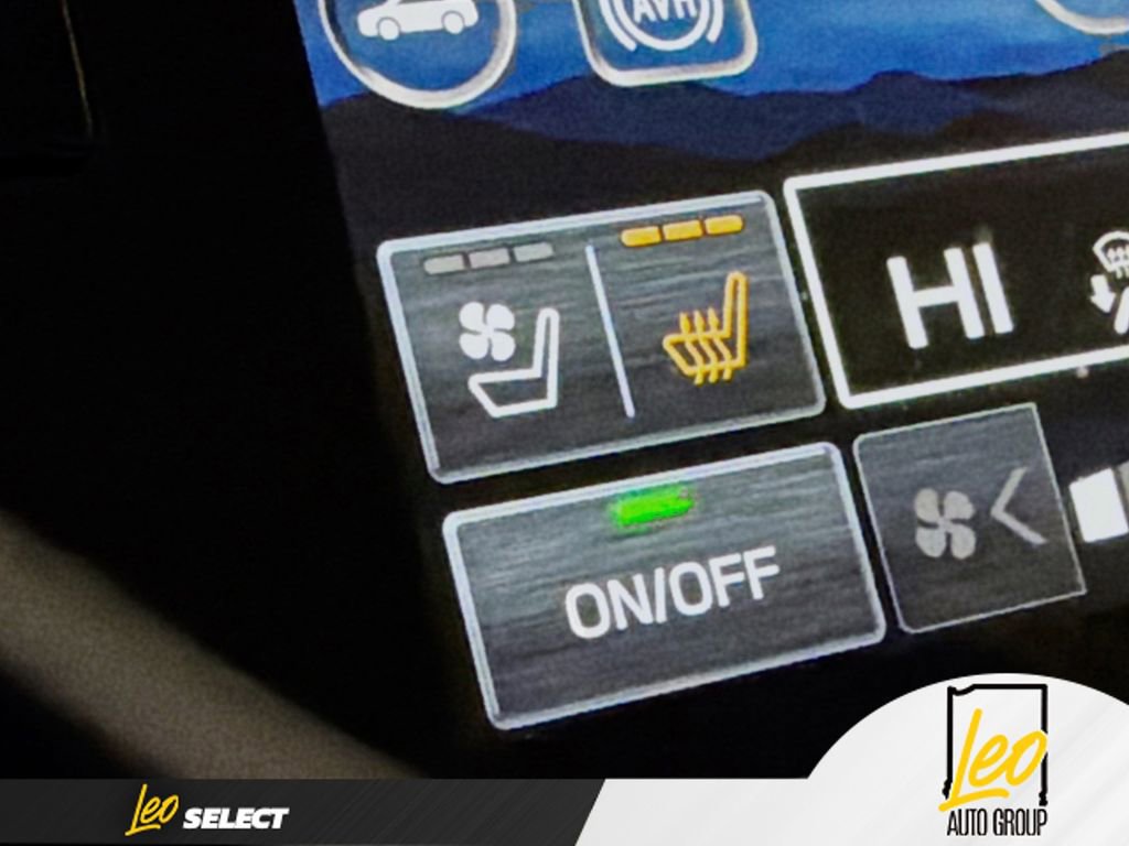 Used 2025 Subaru Ascent Bronze Edition image 21