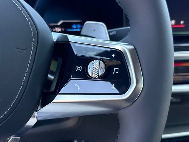 New 2026 BMW 750e xDrive AWD/4WD image 21