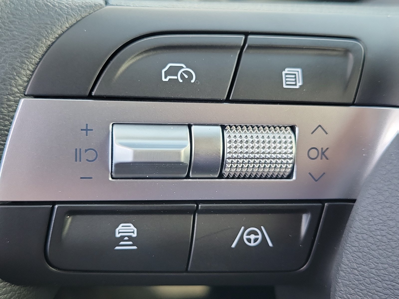 New 2026 Hyundai Tucson SE FWD image 8