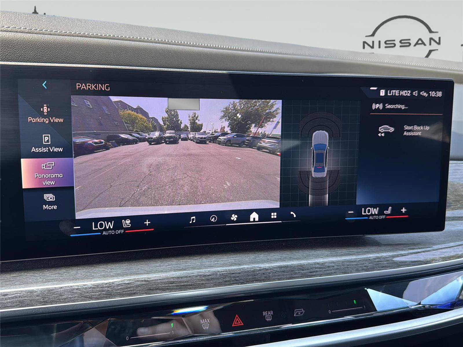 Used 2025 BMW 740i xDrive AWD/4WD image 24