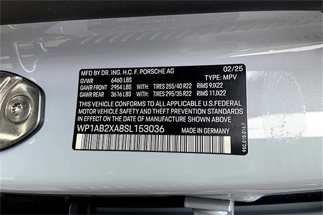 New 2025 Porsche Macan 4S Electric image 40