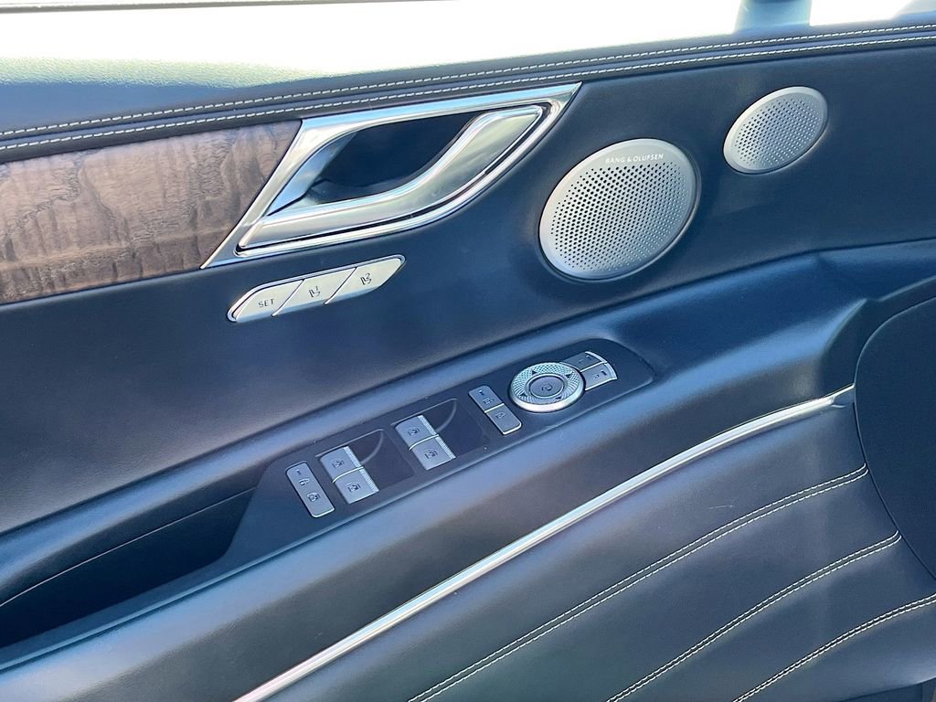 Used 2025 Genesis GV80 2.5T Prestige image 18