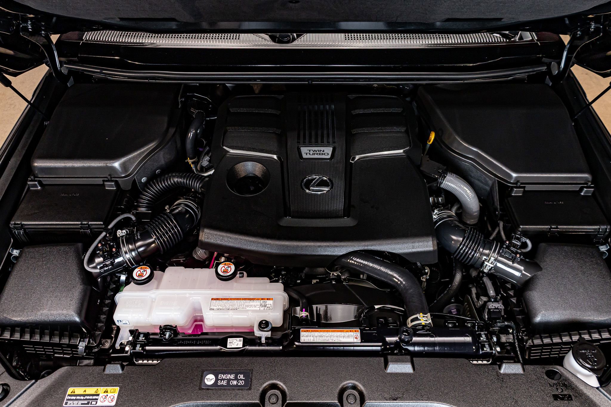 Used 2025 Lexus GX 550 image 32