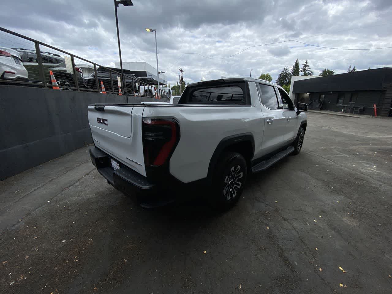 Used 2026 GMC Sierra EV Elevation w/ Premium Package AWD/4WD image 6