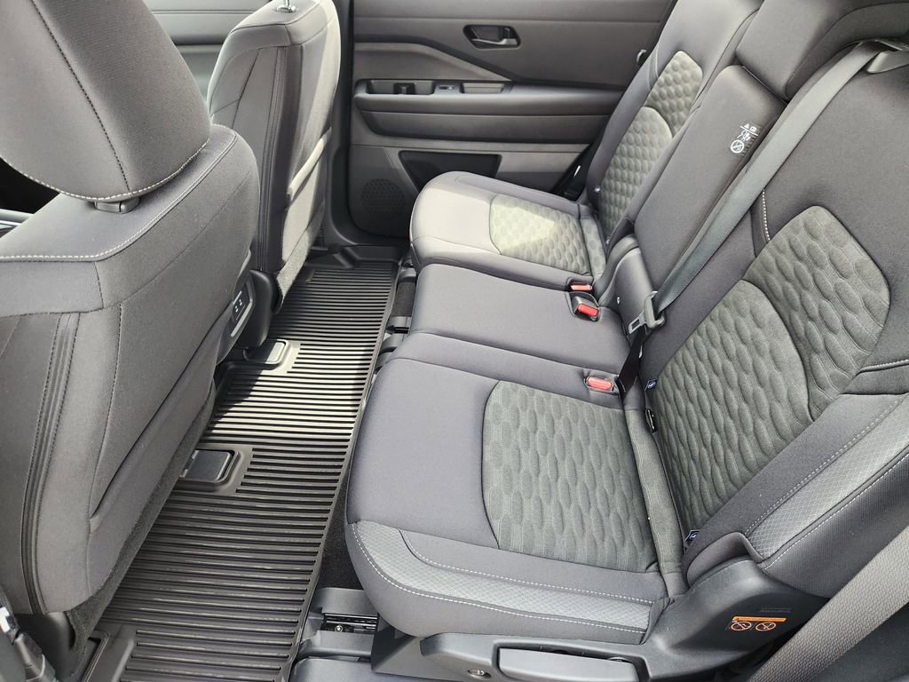 New 2026 Nissan Pathfinder SV image 19