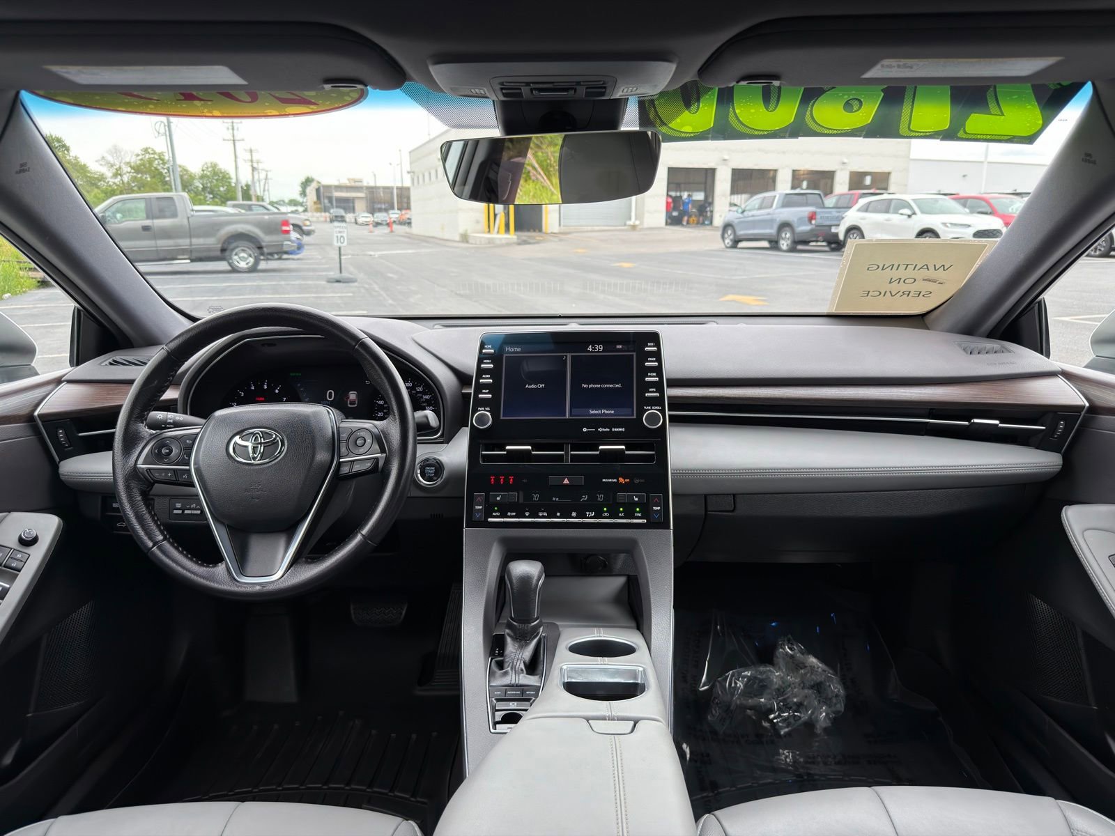 Used 2019 Toyota Avalon XLE w/ Moonroof Package FWD image 27