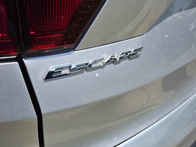 Used 2019 Ford Escape SE FWD image 15
