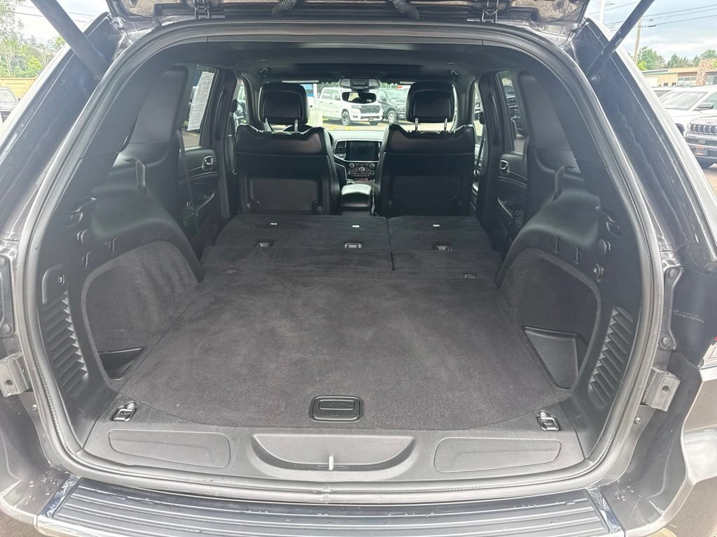 Used 2020 Jeep Grand Cherokee Limited AWD/4WD image 18