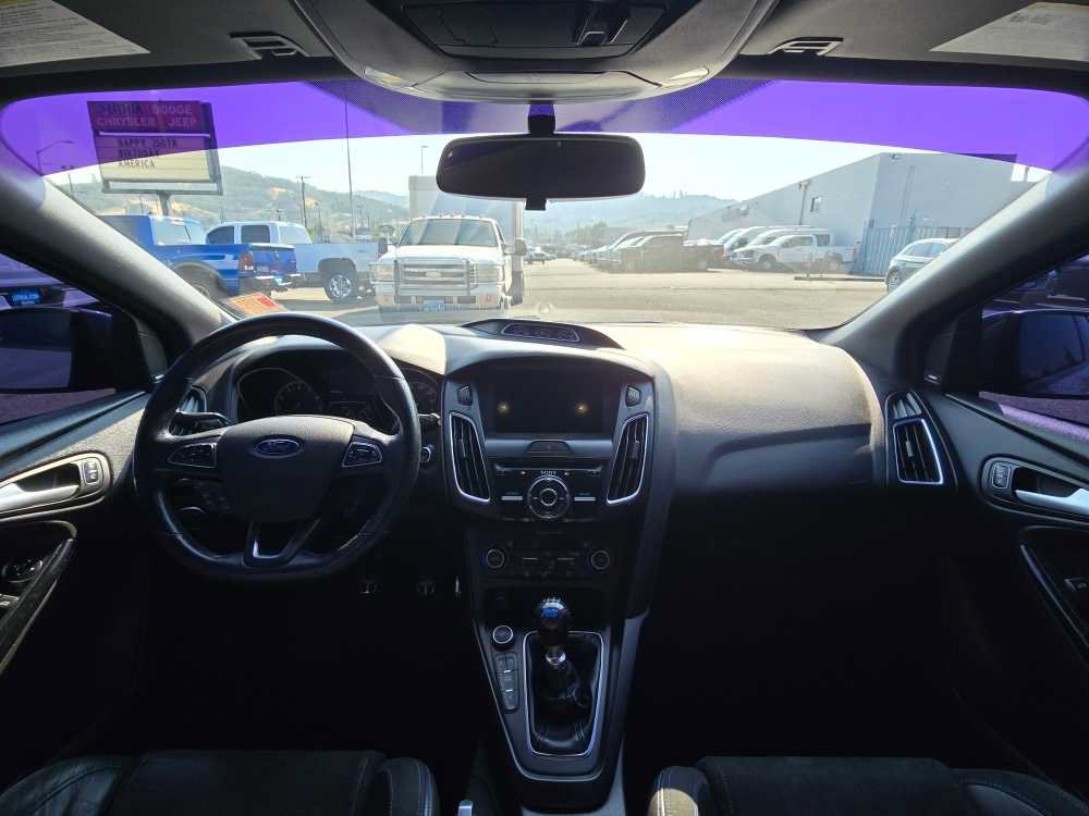 Used 2017 Ford Focus RS AWD/4WD image 16