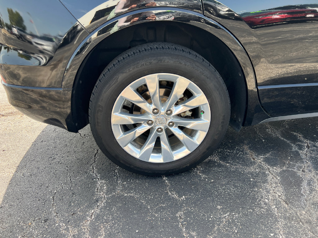 Used 2018 Buick Envision Essence AWD/4WD image 6
