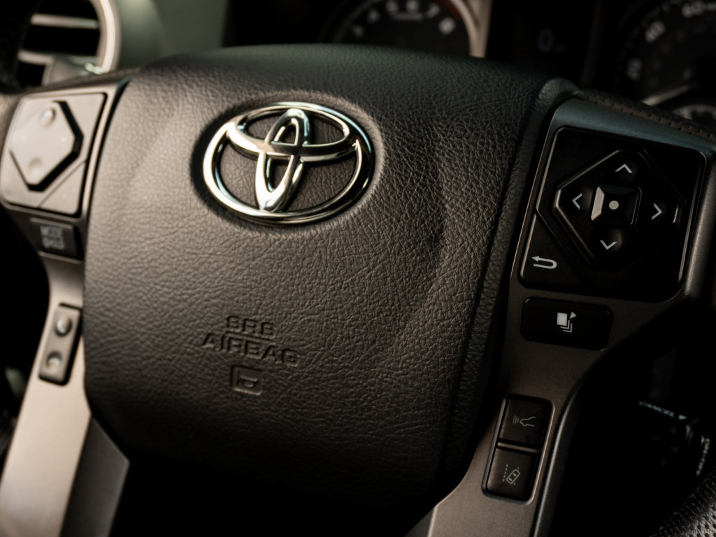 Used 2020 Toyota Tacoma TRD Sport w/ Technology Package AWD/4WD image 30