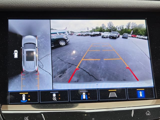 Used 2023 Cadillac XT6 Sport w/ Technology Package AWD/4WD image 31