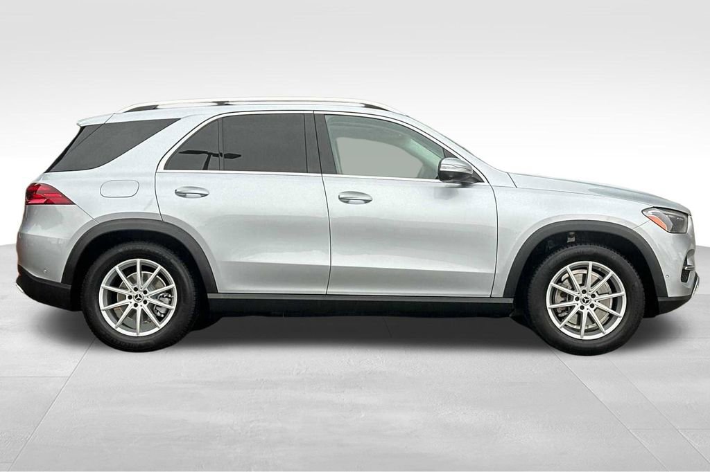 Certified 2025 Mercedes-Benz GLE 350 4MATIC image 4
