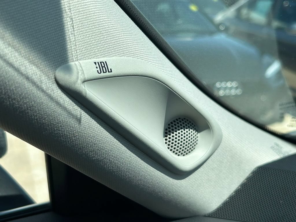 Certified 2025 Toyota Grand Highlander AWD Hybrid image 32