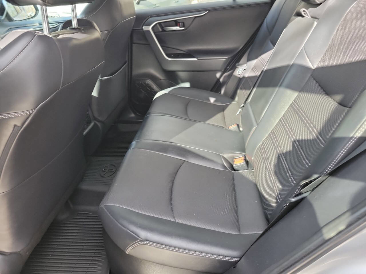 Used 2019 Toyota RAV4 Limited w/ Limited Grade Weather Package image 16