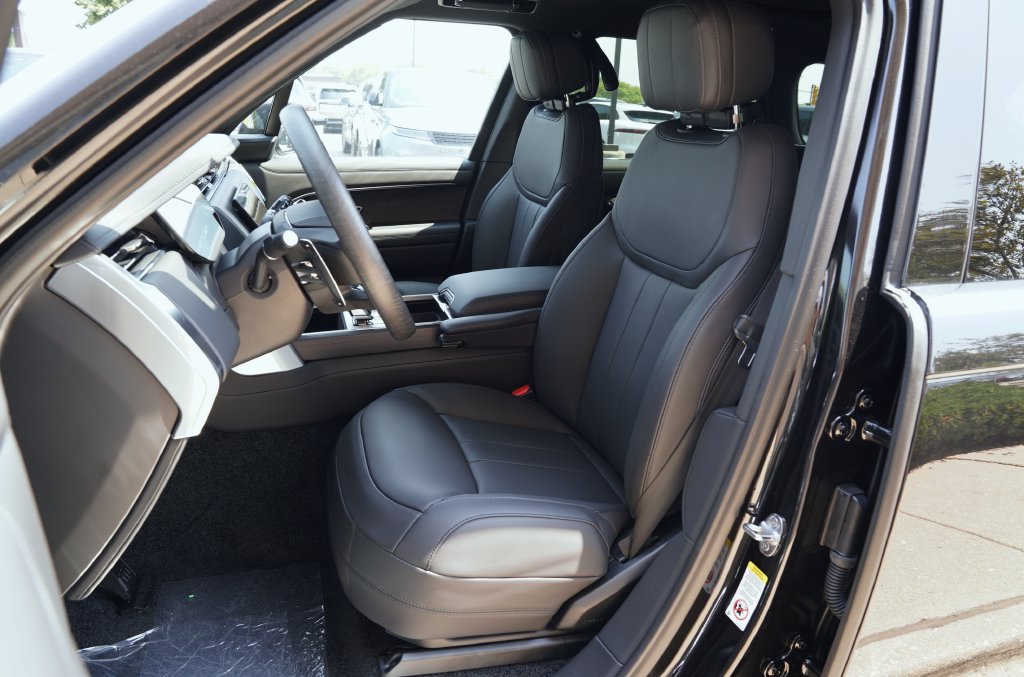 New 2026 Land Rover Range Rover SE AWD/4WD image 11