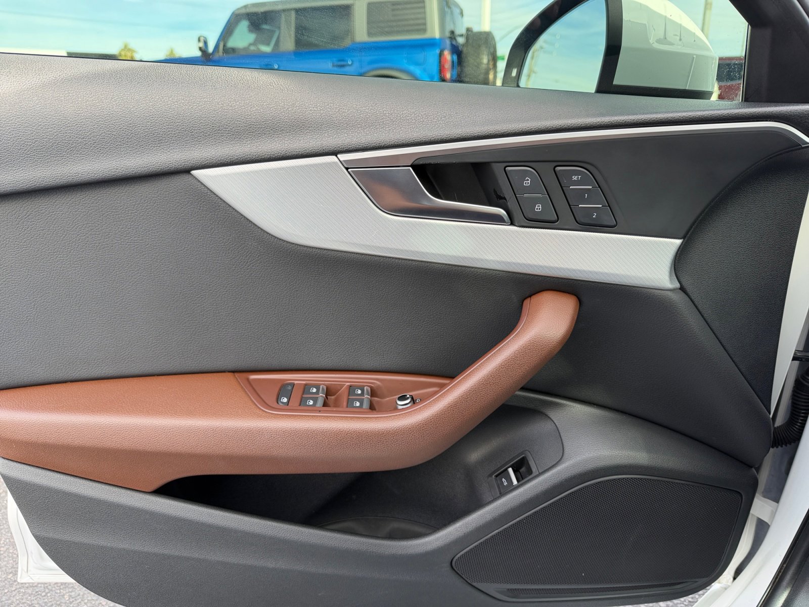 Used 2017 Audi A4 2.0T Premium w/ Convenience Package image 13