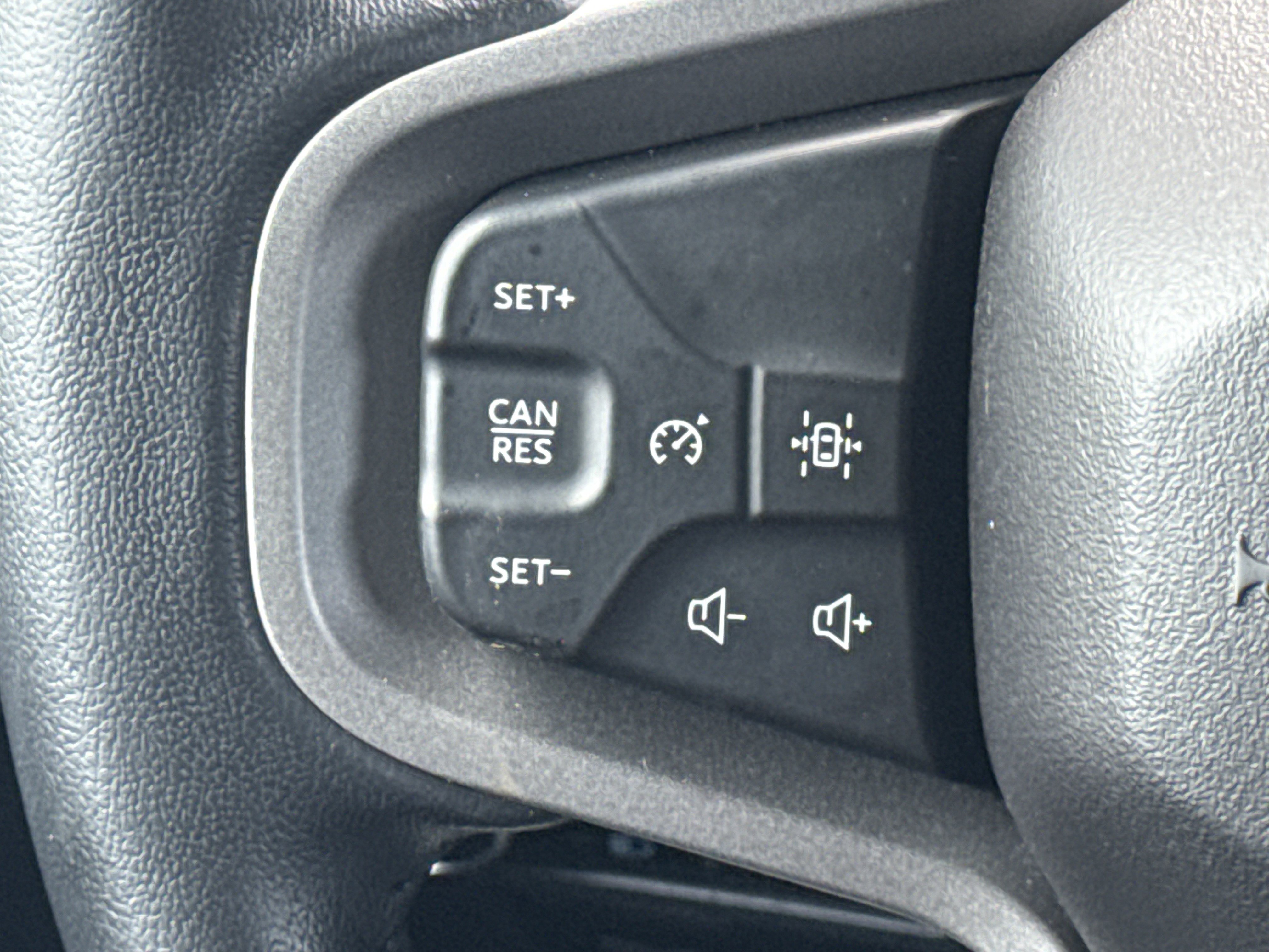 Used 2024 Ford Bronco Big Bend w/ Sasquatch Package AWD/4WD image 19