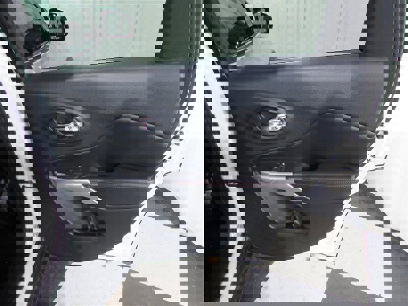 Used 2018 Jeep Cherokee Trailhawk image 33