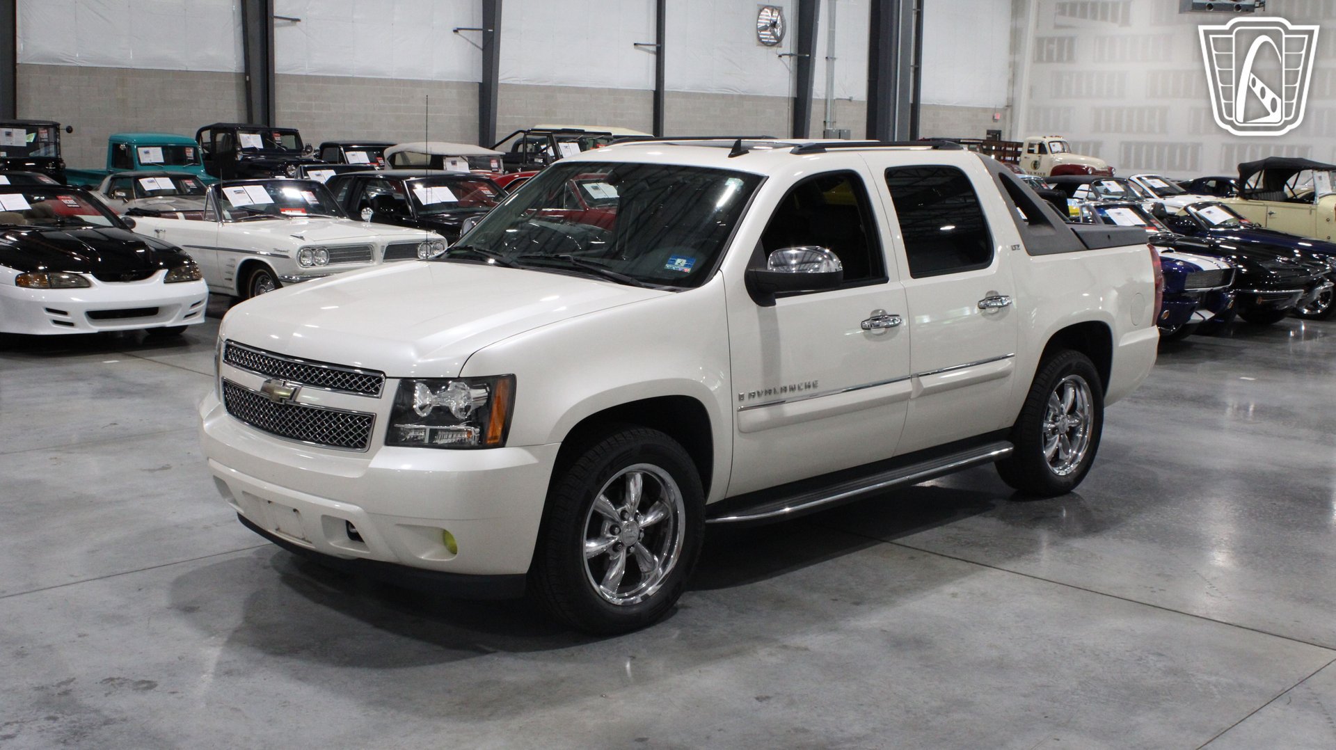 Used 2008 Chevrolet Avalanche LTZ w/ LTZ Preferred Equipment Group AWD/4WD image 28